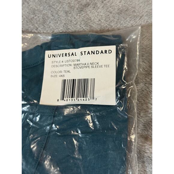 NWT Universal Standard 4XS (00-0) MARTHA V-NECK
STOVEPIPE SLEEVE TEE Teal Green‎ - Picture 4 of 7